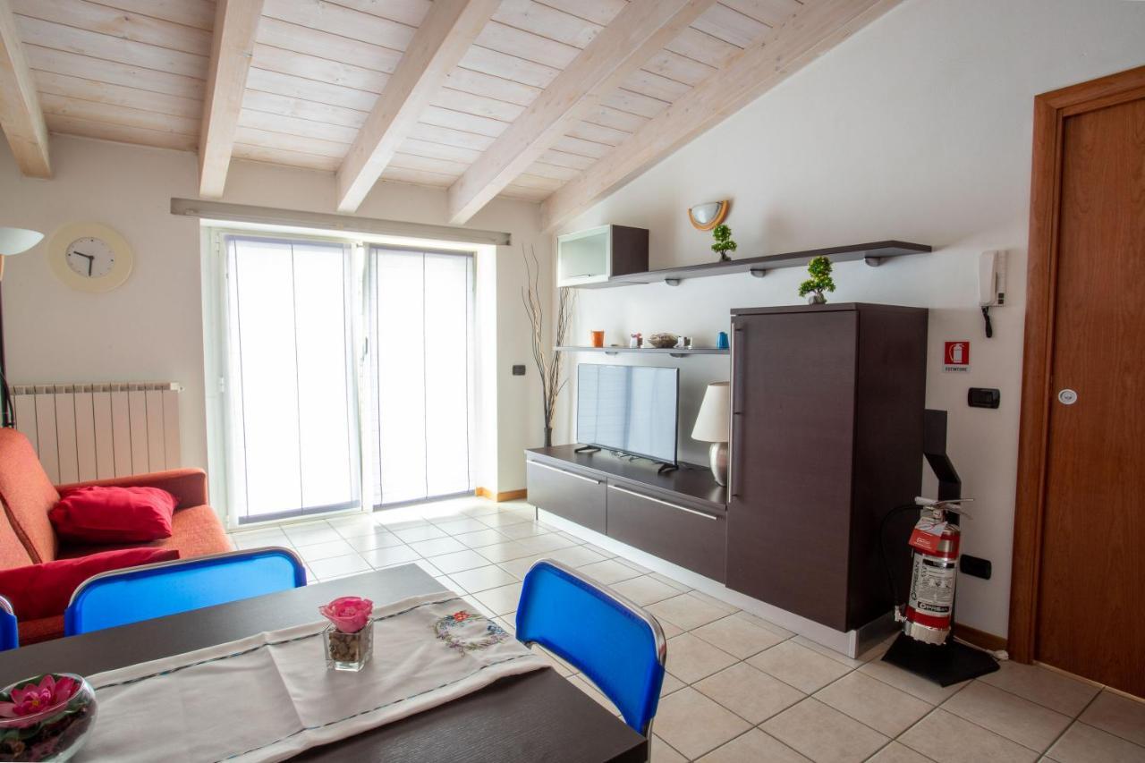 Casa Vacanze Valeria Σόντριο Εξωτερικό φωτογραφία
