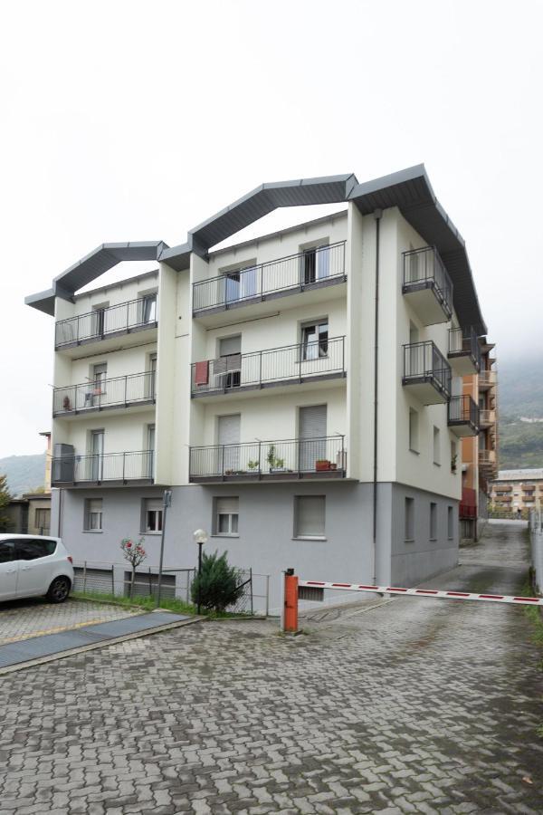 Casa Vacanze Valeria Σόντριο Εξωτερικό φωτογραφία