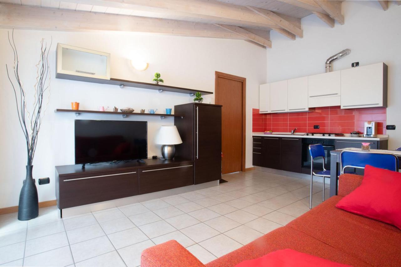 Casa Vacanze Valeria Σόντριο Εξωτερικό φωτογραφία